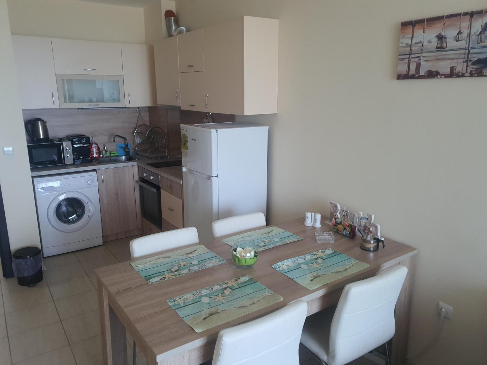 Таня 8 Apartment Pomorie Exterior photo